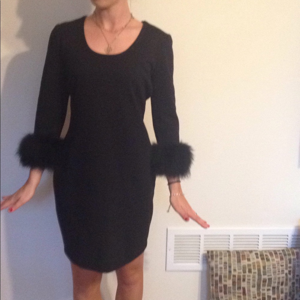 L/S black dress LNR by La Nouvelle Renaissance s2